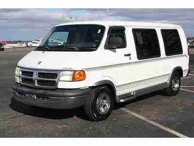 Purchase Used 98 Dodge Ram Handicap Accessible Wheelchair Van Side 98 Dodge Ram Handicap Accessible Wheelchair Van Side Lift Low Miles Reserve