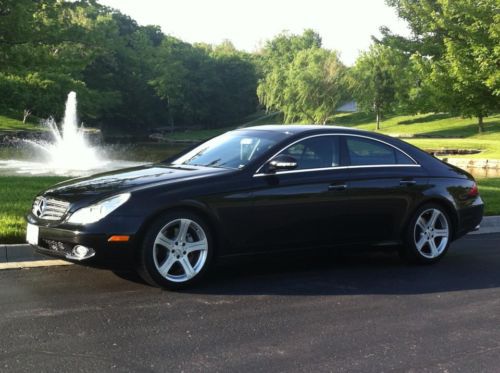Beautiful, stunning 2006 cls 500, low mileage, mirror paint finish
