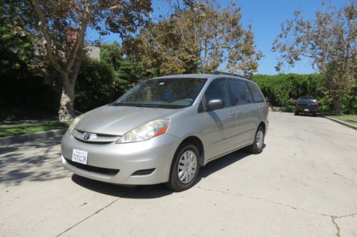 Great no reserve!! 2009 toyota sienna ce 7-seater clean title  ca family van