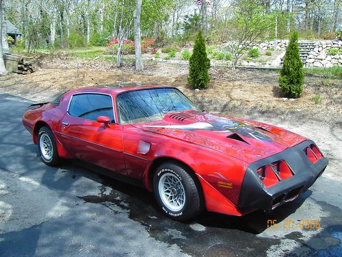 1979 pontiac trans am- candy apple red- 403