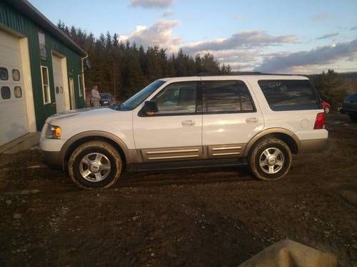 Must see!! 03 ford expedition eddie bauer!!