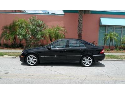 2007 mercedes only  49,041 miles,  low miles, sun roof, must see !!!!