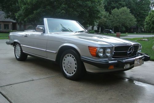 1988 mercedes benz 560 sl  sl 560 41,800 original miles