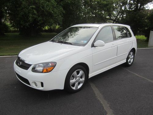 2008 kia spectra 5 sx / runs &amp; drives great / clean carfax