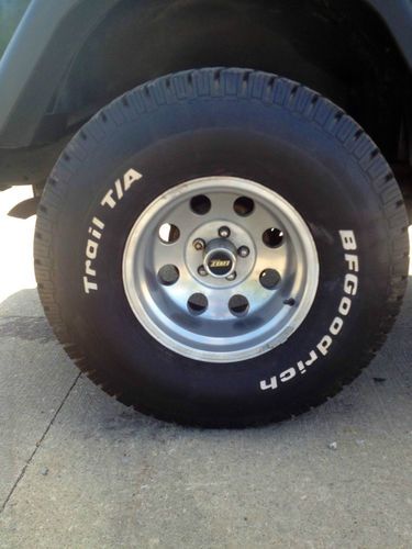 Buy used 1998 Jeep Wrangler 4.0 L Lifted 33 Inch Tires ...