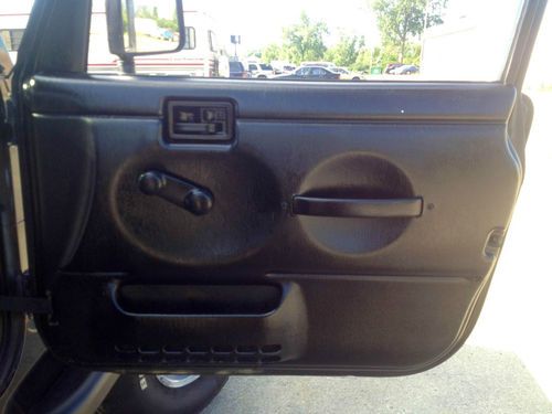 Buy used 1998 Jeep Wrangler 4.0 L Lifted 33 Inch Tires ...