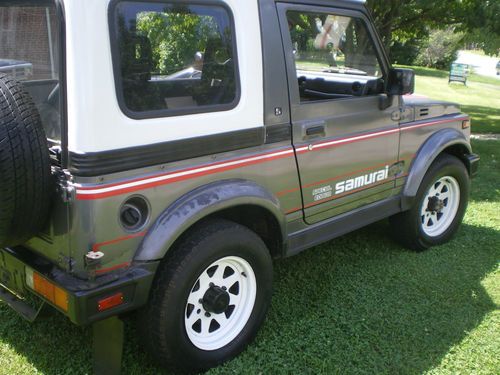 1987 suzuki samurai jx  2-door w/ removable hardtop stock!