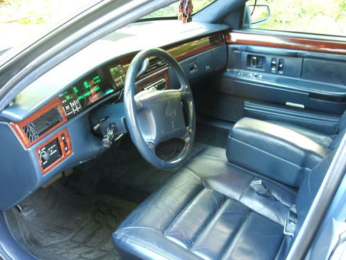1994 cadillac deville base sedan 4-door 4.9l