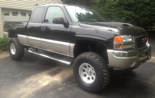 2005 Gmc truck sierra 1500 extended cab 4 wheel drive #2