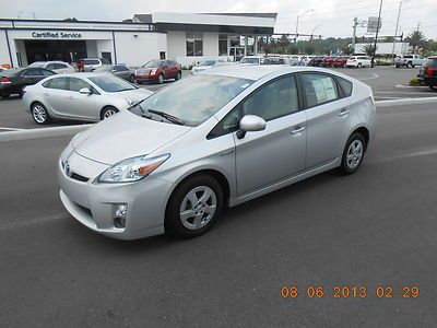2011 toyota prius 5dr hybrid low mileage one owner