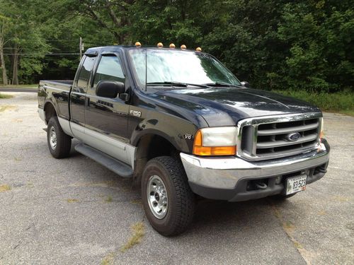 2001 f-250, 4wd, v-10 triton power, low miles, extended cab super-duty