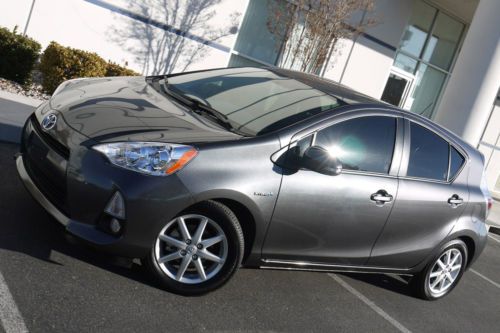 Toyota prius c hybrid - low miles - fully loaded - leather - navigation .. more