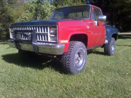 84 chevy step side 4x4 very clean with built 355