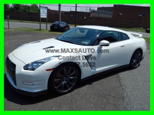 2013 nissan gt-r premium awd 2dr coupe clean sports vehicle