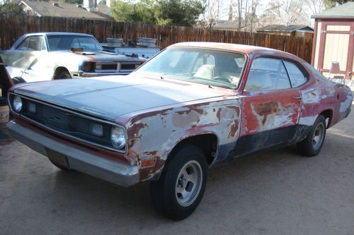 1970 plymouth 340 duster 4 spd rolling chassis