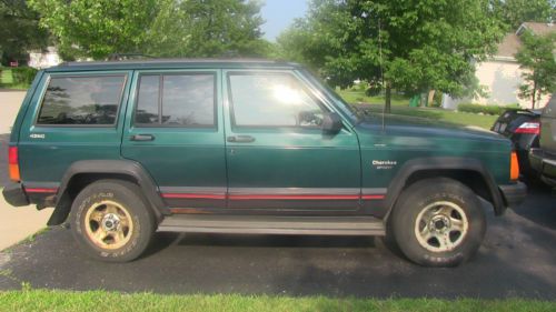 1996 jeep cherokee classic sport utility 4-door 4.0l
