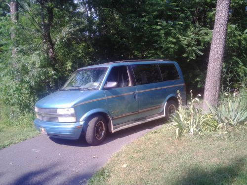 1995 chevrolet astro cl standard passenger van 3-door 4.3l