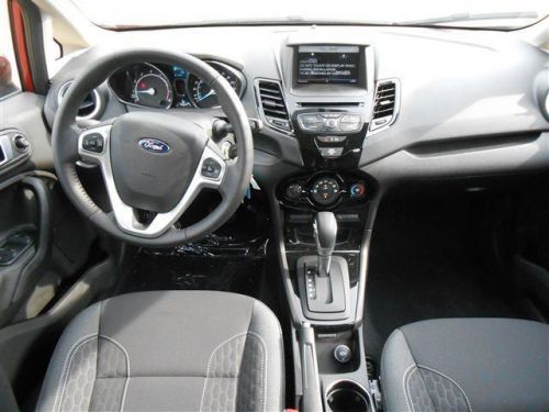 2014 ford fiesta se