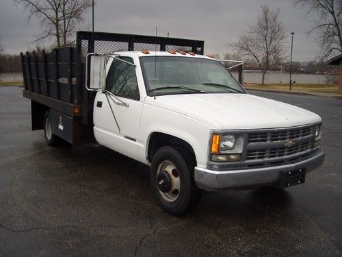 1999 chevy 3500 stakebed/flatbed 5.7l vortec v8 5-speed man. transmission