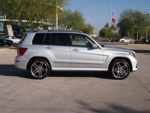 Mercedes benz glk-350 2wd with amg styling package
