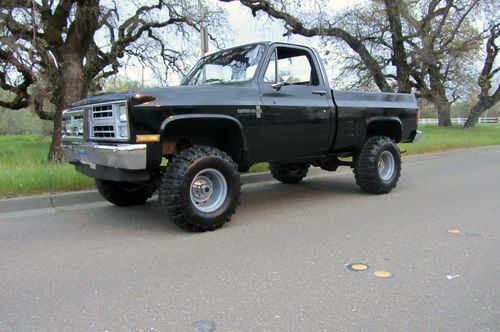 1986 chevy truck 4x4  k10  low!! 71.8k mi. beautiful ca truck 1 owner 350 auto