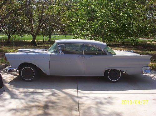 1957 ford fairlane 500 4.8l 292 ci 2 door hardtop