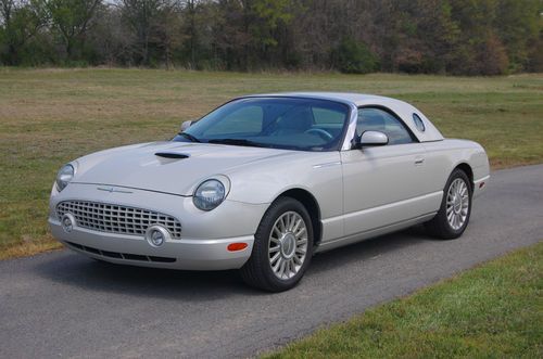 2005 ford thunderbird 50th anniversary special edition convertible 2-door 3.9l