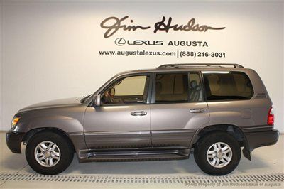 2000 lexus lx 470 with nakamichi and heated seats.