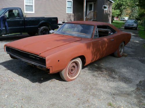 1968 dodge charger barn find- 82,000 miles console bucket seat 68 dodge charger