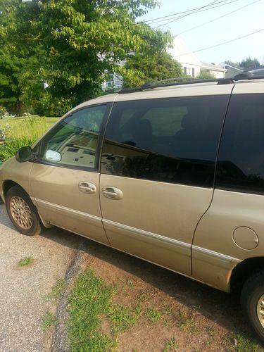1999 chrysler town country