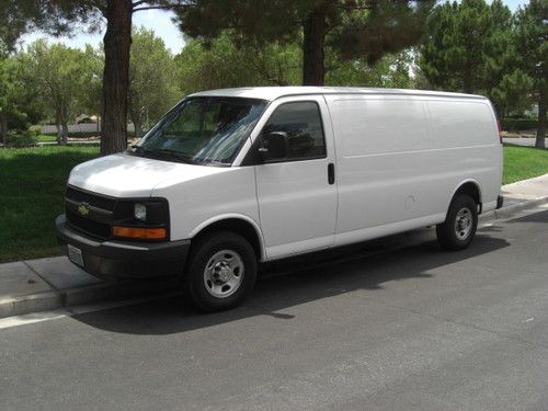 2007 chevrolet express 2500 base extended cargo van 3-door 6.0l