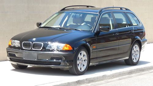 Very clean 2001 bmw 325i wagon..loaded..1-owner..runs excellent