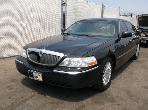 2007 lincoln town car, no reserve