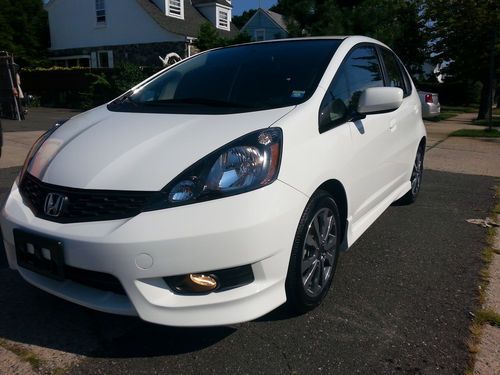 2012 honda fit sport hatchback 4-door 1.5l: no reserve