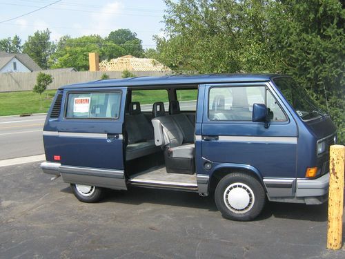 1990 volkswagen vanagon gl standard passenger van 3-door 2.1l