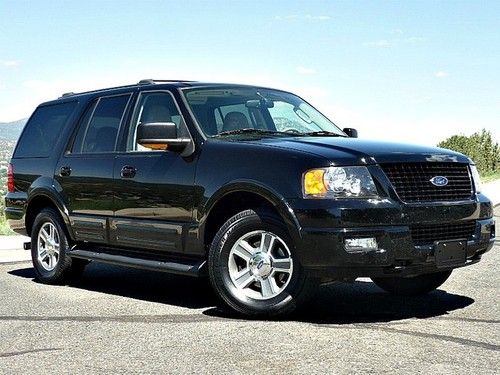 Black beauty! 1 owner lo miles 04 ford expedition 4x4 leather dvd loaded!!