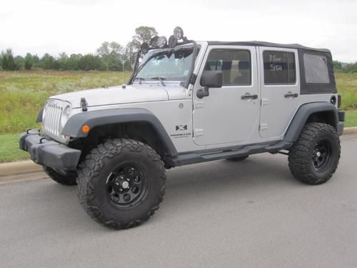 2007 jeep wrangler  unlimited 4dr lifted nitro mud all power perfect aux sub @@@