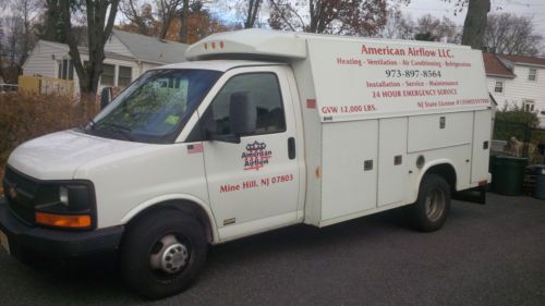 2006 chevy express g3500 cutaway with knaphiede kuv service body