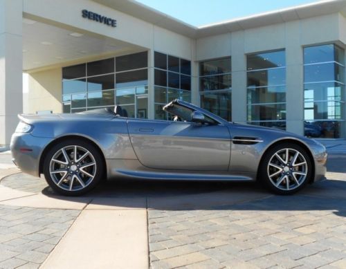 2013 aston martin v8 vantage volante