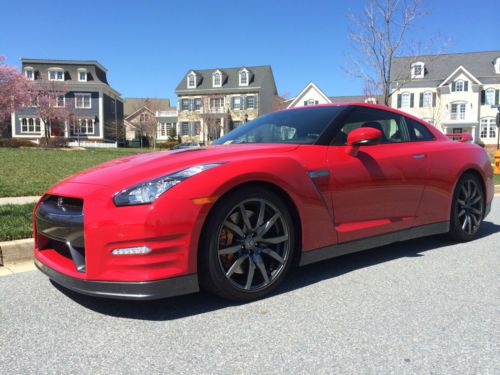 2013 nissan gt-r premium edition low miles very clean