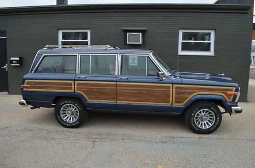 1988 jeep grand wagoneer baltic blue truly rust free from oregon. great photos