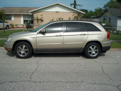 Find used 2007 Chrysler Pacifica Touring MiniVan 4 Door, 7