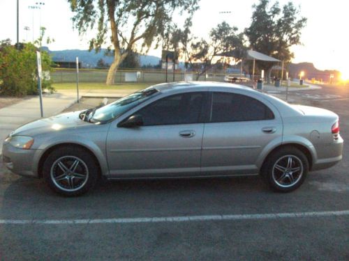 No reserve auction 02 dodge stratus se no reserve