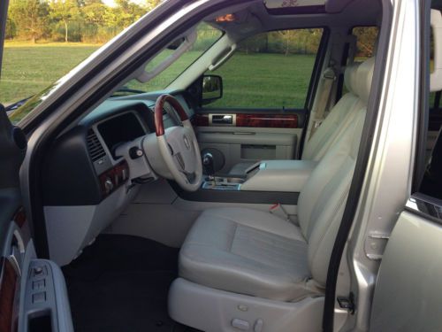 LINCOLN NAVIGATOR 2006 EXTREMELY CLEAN 2 OWNERS EXCELLENT SERVICE, US $13,800.00, image 5