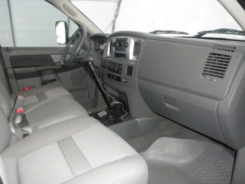2008 Dodge Ram 3500 SLT Quad Cab Pickup 4-Door 6.7L Cummins Diesel. One owner, image 9