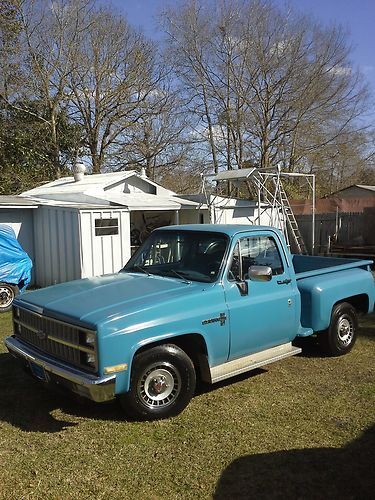 1981 chevy shortbed pickup/stepside