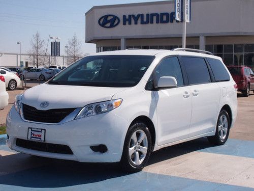 2011 toyota sienna le 7 passenger clean 1-owner non-smoker must see tx