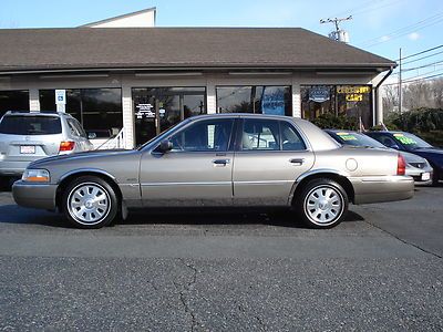 2003 mercury grand marquis ls ultimate edition 4.6l v8 super low miles awesome!