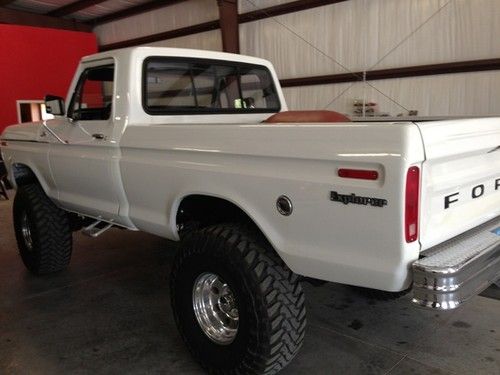 1977 ford f150 white excellent condition with a 460 engine nice collector truck.