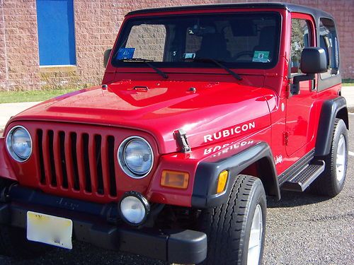 Jeep rubicon  top of the line / mint condition